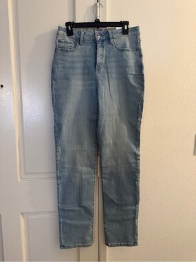 Style & Co. High Rise Straight Leg Jeans | Size 8L (Long), Light Wash
